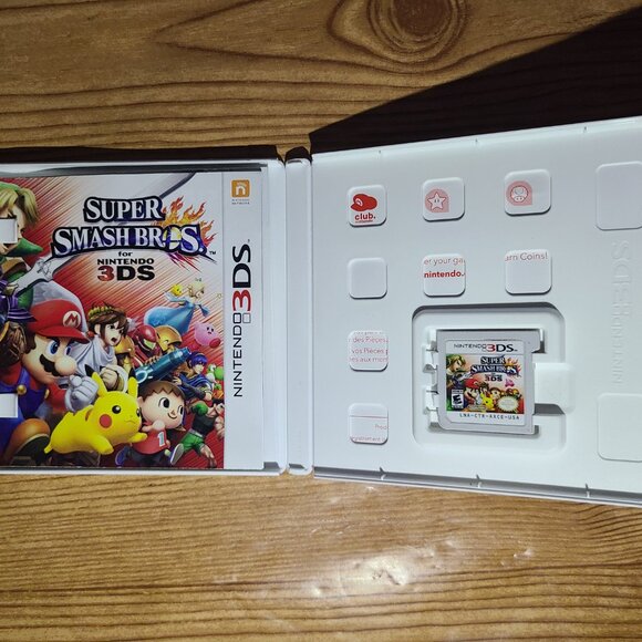 Super Smash Bros Nintendo 3DS game (CIB) - Picture 2 of 4